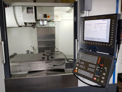 Frezarka AVIA VMC 1000